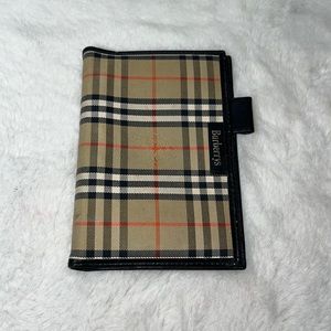 Vintage Burberrys agenda pm